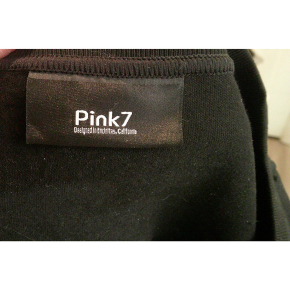 Pink 7 Encinitas California Black T-Shirt "The Hungover Club" Med/Large - Picture 7 of 11